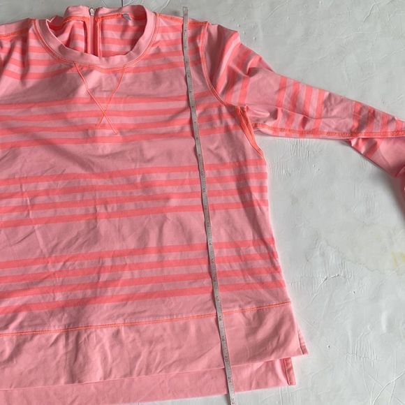 Lululemon Athletica Ocean Stripe Bleached Coral/Pop Orange pullover. size 6 - Picture 10 of 11